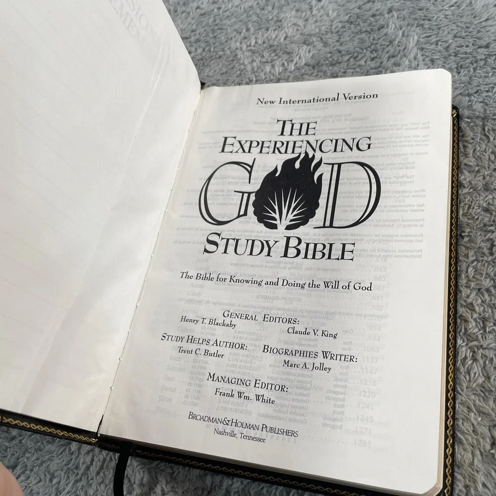 The Experiencing God Study Bible NKJV Broadman & Holman Black Genuine Leather VG